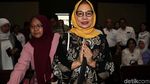 Senyum Eks Dirut Pertamina Karen Agustiawan Jelang Sidang Vonis