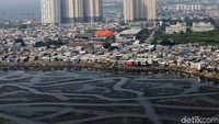 Proses pengerukan untuk mengurangi pendangkalan juga terus dilakukan guna memaksimalkan fungsi dan peran waduk pada umumnya sebagai area resapan dan penampungan air. Foto: Rifkianto Nugroho