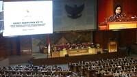 Meski begitu, kata Sri Mulyani, perekonomian Indonesia tetap mampu menunjukkan ketahanannya, dengan pertumbuhan di atas 5,07%. Menurutnya kondisi itu didukung oleh permintaan domestik dan kebijakan makro ekonomi fiskal dan moneter.