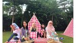 Retno Paradinah, Istri Zul Zivilia yang Jago Bikin Kue Kering