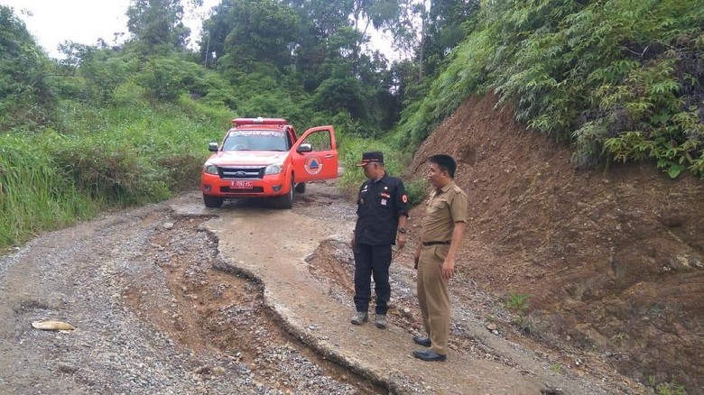 Setelah Banjir, Longsor Terjadi di Sidrap Sulsel Setelah Banjir, Longsor Terjadi di Sidrap Sulsel