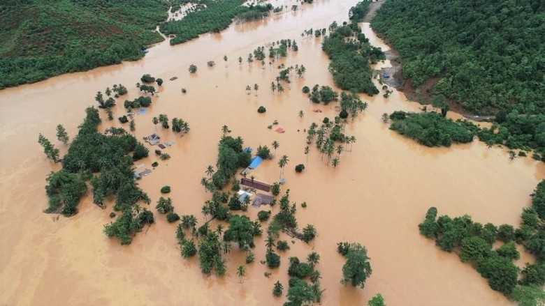 8.489 Warga Masih Mengungsi akibat Banjir di Konawe Utara