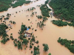 8.489 Warga Masih Mengungsi akibat Banjir di Konawe Utara