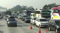 Pihak kepolisian sudah melakukan sejumlah rekayasa lalu lintas mulai dari contraflow dan pengalihan.