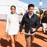 Eksis di dunia hiburan membuat kehidupan pribadi Olivia terus disorot. Seperti hubungan cintanya dengan Nick Jonas yang kini telah menjadi suami dari aktris Priyanka Chopra. Dimulai sejak 2013, hubungan tersebut hanya bertahan selama dua tahun. (Foto: Getty Images)