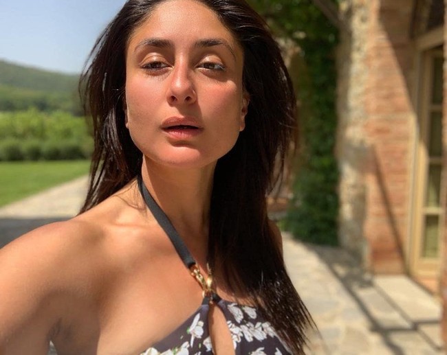 Kareena Kapoor  memamerkan wajahnya tanpa makeup saat liburan di Tuscany, Italia. Seperti dikutip Times of India, netizen India memberikan komentar jahat pada foto tanpa makeup Kareena yang terpapar sinar matahari di Italia itu. Sun Kissed in Tuscany, tulis bintang film Kabhi Khushi Kabhie Gham itu pada keterangan fotonya. Foto: Instagram @therealkareenakapoor