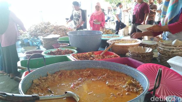 Kampung ketupat/