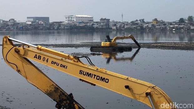 Anies soal Pendangkalan Waduk Pluit: Bukan karena Tak Dirawat