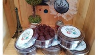 📢📢📢 OPEN PO CHOCO BALLS COOKIES 🍪🍪🍪🍪, tulis Retno di keterangan Instagram. Kelihatannya kue bikinan Retno enak ya! Foto: Instagram retnoparadinah