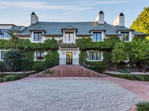 Rumah Adam Levine Dibanderol Rp 665 M, Minat?
