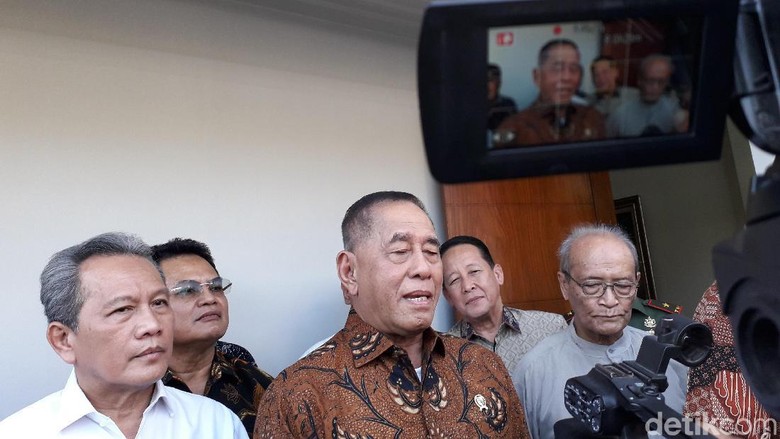 3 Eks Kepala Tersangka Melawan Negara, Menhan: Hukum Panglima Tertinggi 3 Eks Kepala Tersangka Melawan Negara, Menhan: Hukum Panglima Tertinggi