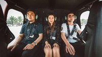 Helikopter Bell 505 dapat menampung 3 penumpang per penerbangan. Ada kursi menghadap ke depan dan jendela besar, menawarkan pemandangan Ha Long Bay yang cantik (Bell Flight/CNN)