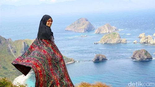 Pulau Kelapa di Bima