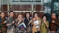 Pernyataan pers tersebut usai pertemuan Pansel KPK dan pimpinan KPK terkait proses pemilihan pemilihan pimpinan KPK periode 2020-2024.