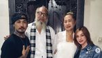 Potret Nora Alexandra dan Jerinx yang Makin Mesra