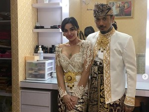 Posting Foto Keluarga, Nora Alexandra Bicara Surga dan Jadi Anak Yatim