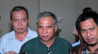 Mayjen (Purn) Chairawan bersama kuasa hukumnya mendatangi Bareskrim Mabes Polri Jalan Tronojoyo, Jakarta Selatan, Rabu (12/6/2019).