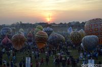 Bukan Cappadocia, Ini Balon Udara di Langit Pekalongan