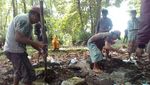 Penampakan 4 Makam yang Diminta Caleg Gagal Dibongkar