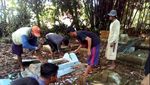 Penampakan 4 Makam yang Diminta Caleg Gagal Dibongkar