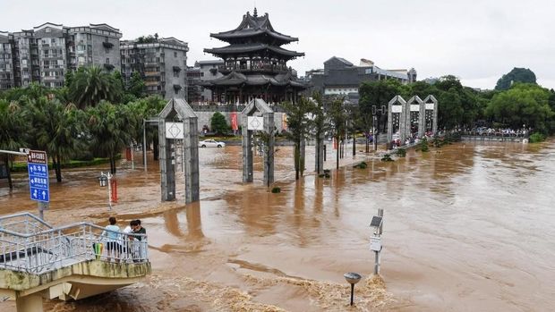 Banjir parah yang menerjang China