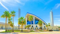 Kota Doha di Qatar punya masjid berbentuk segitiga, namanya Masjid Aspire. Ini dinamakan sesuai tempatnya yaitu Aspire Zone di Doha Sports City. (iStock)