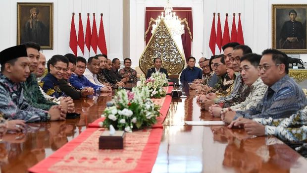 Presiden juga pernah menerima pengurus KADIN dan HIPMI di Istana Merdeka, Jakarta, Rabu (12/6).