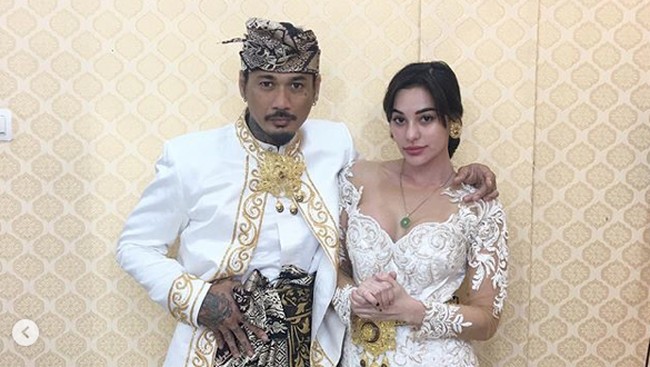 Ramai Diucapi Selamat, Jerinx Nikahi Nora Hari Ini?