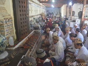 Makna Kematian di Balik Garebek Syawal Ala Keraton Cirebon