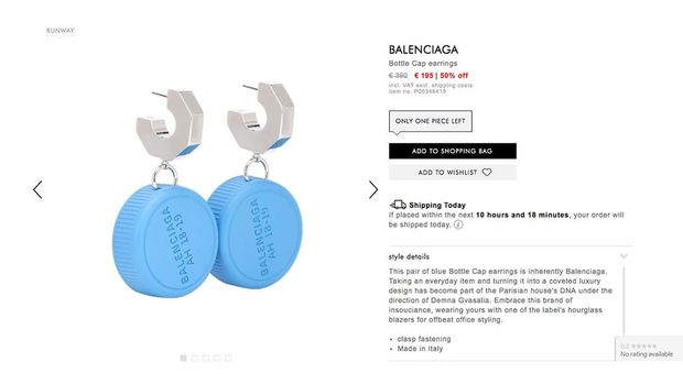 Anting botol air mineral Balenciaga