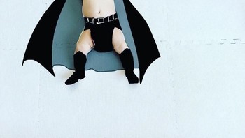 Menjadi Batman... Foto: instagram.com/yota7454/