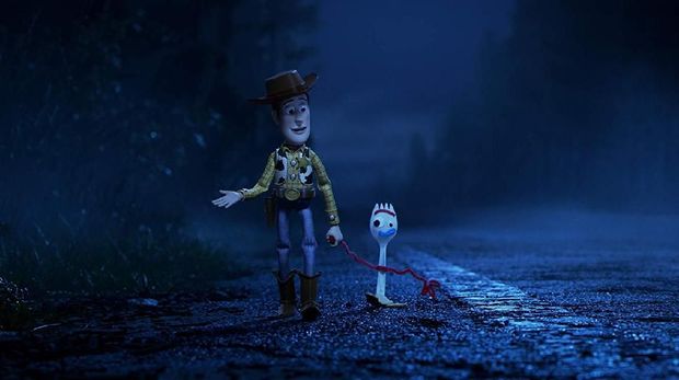 Nostalgia dan Petualangan Woody Bersama Pemilik Baru di 'Toy Story 4' 