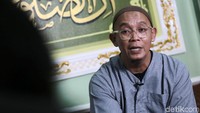 Namun hal itu mengingatkannya bahwa harta itu adalah titipan dari Allah SWT.
