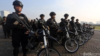 TNI dan Polri menggelar apel bersama di Monas, Jakarta Pusat, Kamis (13/6/2019).