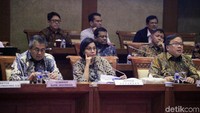 DPR memanggil mereka untuk rapat kerja membahas asumsi makro 2020.