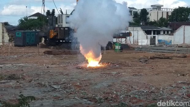 Pemusnahan barang bukti petasan di Kota Magelang.