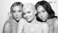 Sosok Anastasia Karanikolaou, sahabat baru Kylie Jenner. Foto: Dok.Instagram/stassiebaby