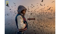 Lalu ada foto bernama Mood oleh Navin Vatsa yang juga meraih penghargaan kehormatan di kategori People (Navin Vatsa/National Geographic/CNN)