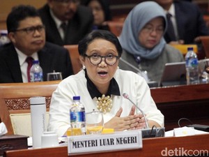 Menlu Sampaikan Pencalonan RI sebagai Dewan HAM PBB ke DPR