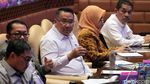 Mendes PDTT Bahas Anggaran Bareng Komisi V DPR