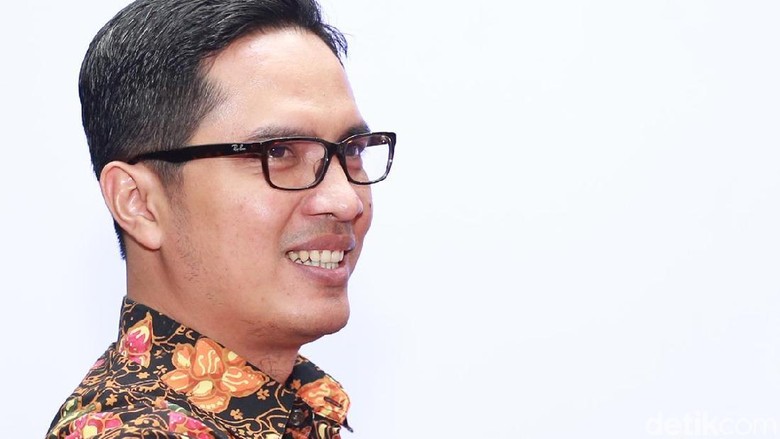 KPK Panggil Wakil Ketua Komisi VI DPR Terkait Kasus Bowo Sidik KPK Panggil Wakil Ketua Komisi VI DPR Terkait Kasus Bowo Sidik
