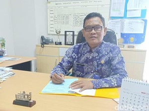 Humas Pemkab Bojonegoro Bantah Suami Bupati Anna ke Inggris Pakai APBD