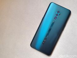Menggenggam Si Buas Oppo Reno 10x Zoom yang Mau ke Indonesia