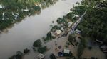 Potret Udara Banjir Besar yang Putuskan Jalan Trans Sulawesi