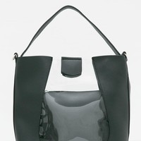 Lifaye Febitha Transparant Shoulder Handbags Black juga cocok untuk dipakai pergi ke kantor. Aksen transparan yang hanya hadir di bagian tengah membuatnya lebih unik. Dapatkan item berikut dengan Rp 269 ribu. Foto: Berrybenka