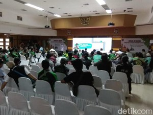 Kemenhub Kumpulkan Seratusan Driver Ojol, Bahas Evaluasi Tarif