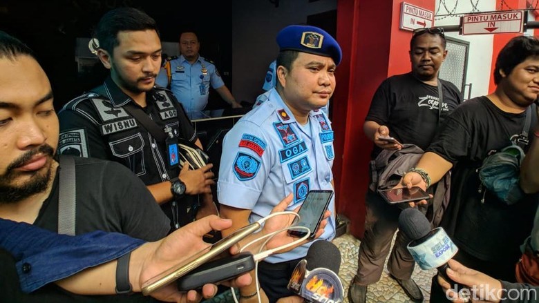 Tanpa AC dan Kloset Duduk, Begini Sel Ahmad Dhani di Rutan Cipinang Tanpa AC dan Kloset Duduk, Begini Sel Ahmad Dhani di Rutan Cipinang
