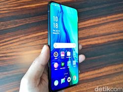 Menggenggam Si Buas Oppo Reno 10x Zoom yang Mau ke Indonesia