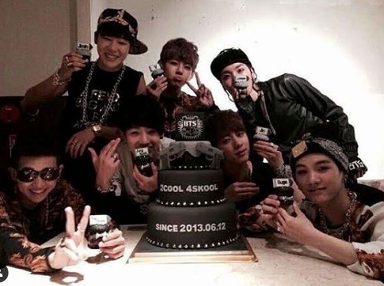 Selamat Ulang Tahun ke-6 BTS!