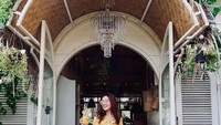 Baru saja menikah dengan pengusaha bernama Dedey Mulayawan Risyad, selaku mantan suami dari artis senior Diana Pungky. Gwen sering membagikan momen kulinerannya yang seru di Instagram miliknya. Foto: Instagram @gwenpriscilla